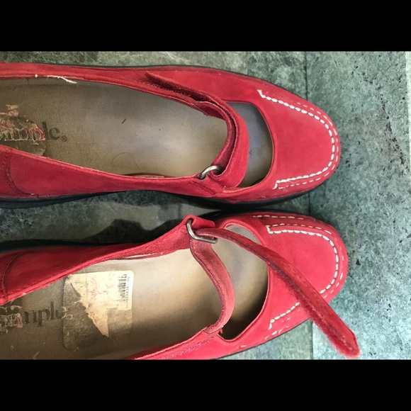 Red Mary-Jain flats 🥿 - Picture 4 of 6